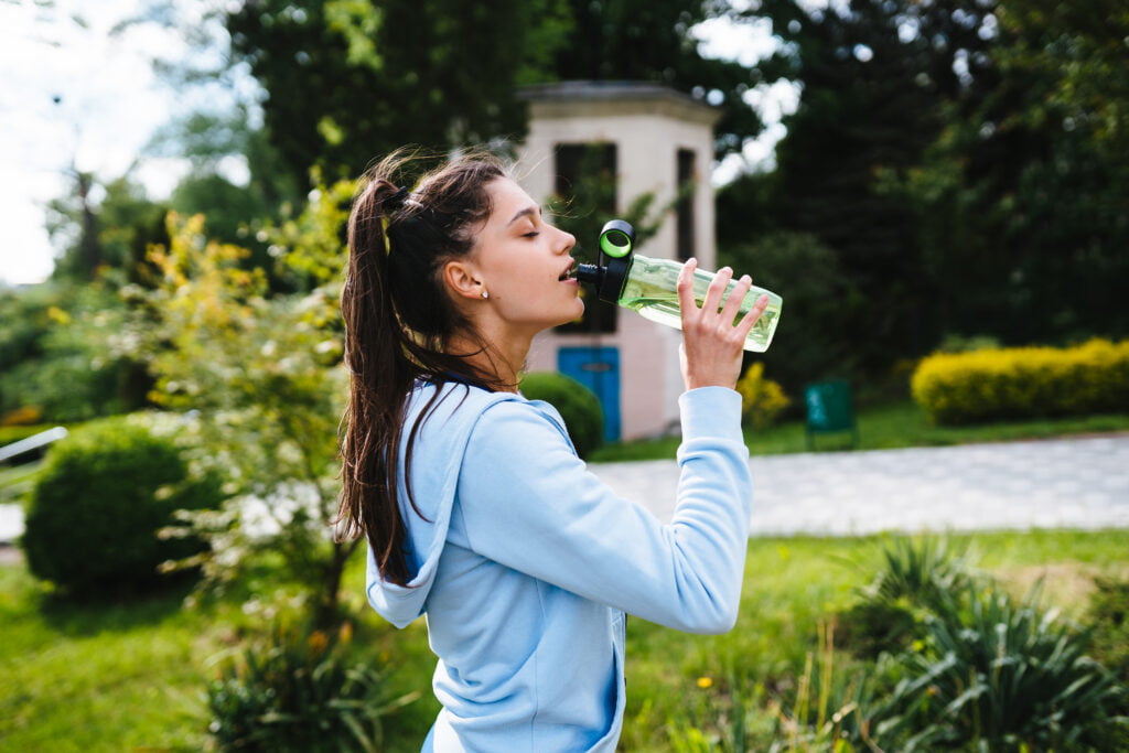 reuse plastic water bottles for drinking water